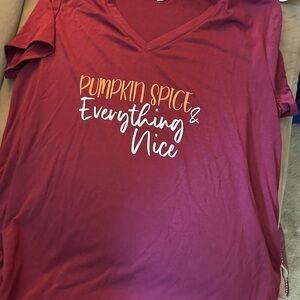 Pumpkin spice tee . You know fall is coming 
Size large